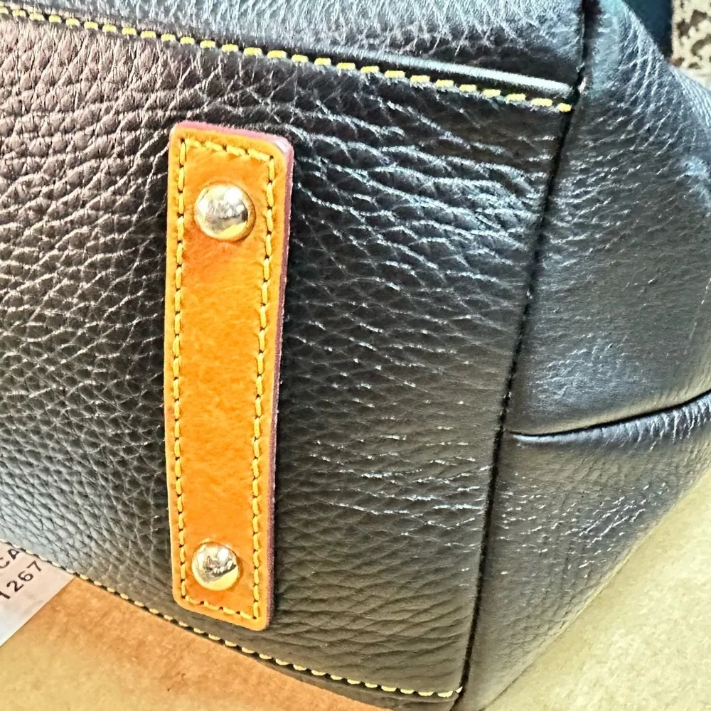 Vintage Black Dooney & Bourke Pebble Leather Tote - Picture 15 of 15
